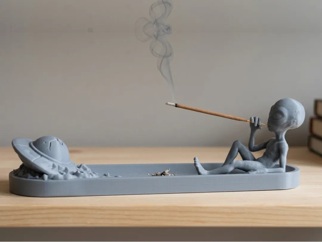 ALIEN INCENSE HOLDER
