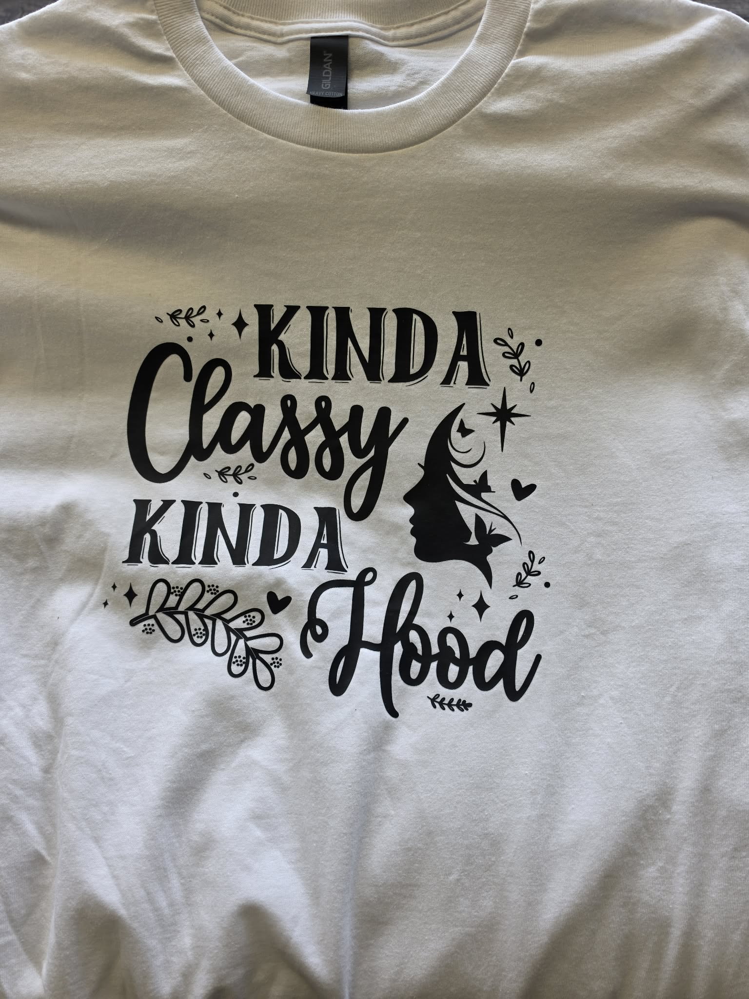 KINDA CLASSY T-shirt